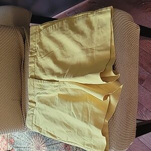 Gap Women's tailored shorts